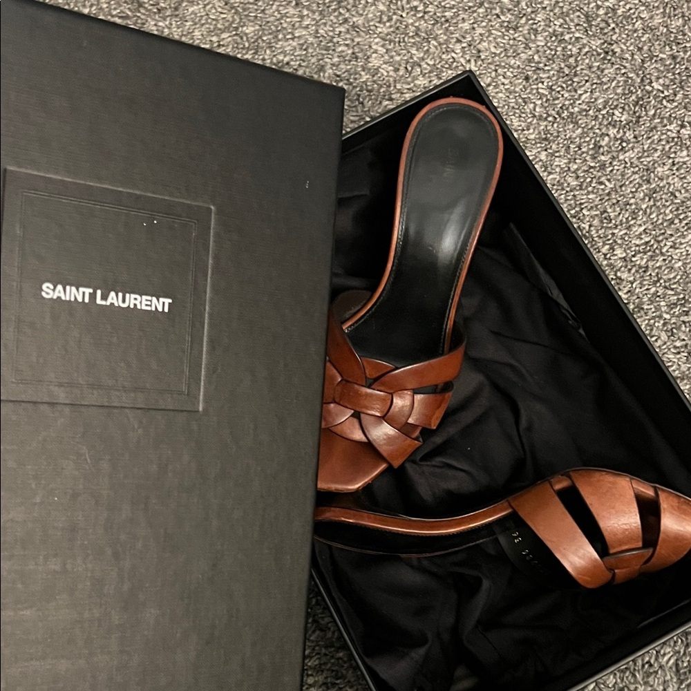 Saint Laurent Chestnut Leather Slides